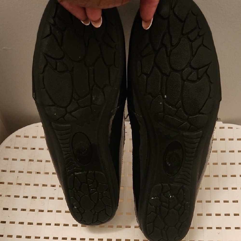Earth Spirit Black Women's Shoes - Picture 2 of 4